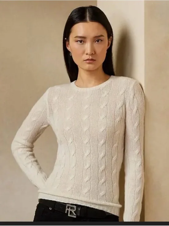 RALPH LAUREN The Iconic Cable-Knit Cashmere Sweater
SMALL slim fit - Picture 2 of 4